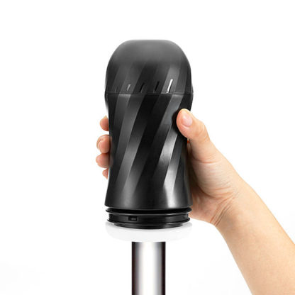 tenga-air-tech-twist-reusable-vacuum-cup-tickle-6