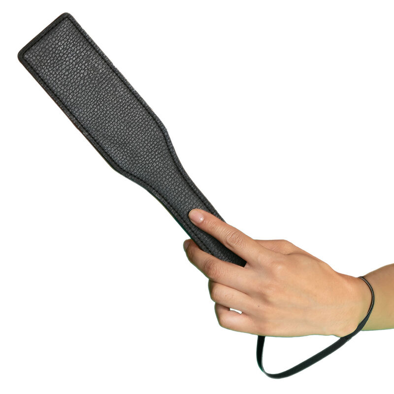 calexotics---nocturnal-paleta-cuero-negro-3