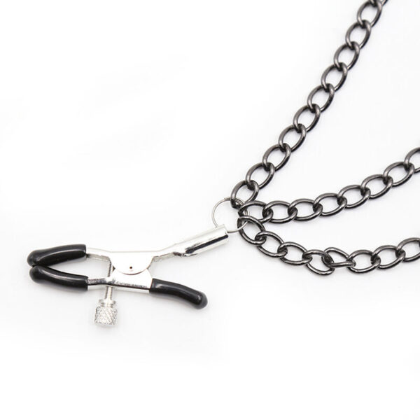 Ohmama fetish - pinzas pezones con cadenas negras