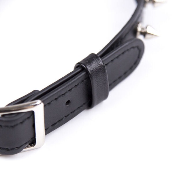 Ohmama fetish - collar de pinchos
