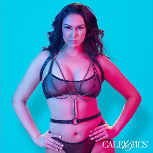 Calexotics - euphoria arnÉs estilo cabestro con mÚltiples cadenas premium talla plus