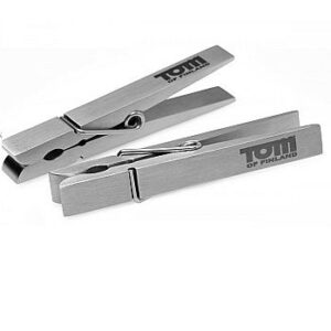 Tom of finland  pinzas pezones metal
