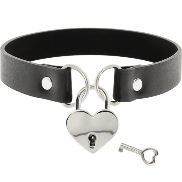Coquette collar cuero vegano accesorio coraz?n con llave
