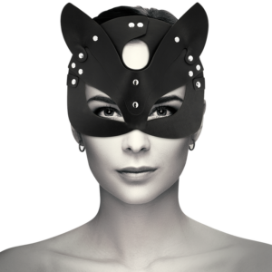 Coquette  mascara cuero vegano con orejas de gato